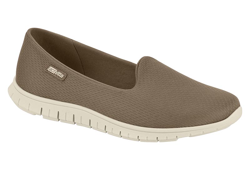 Tenis Slip On Tejido Confort Camel Actvitta