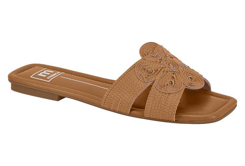 Sandalia Flat con Aplique Floral Napa Turim Camel Moleca