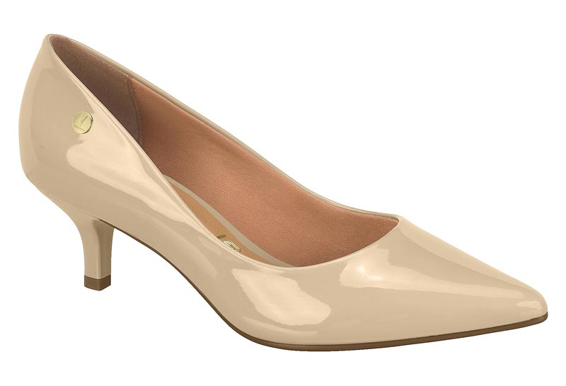 Zapatilla Kitten Punta Fina Charol Beige Vizzano